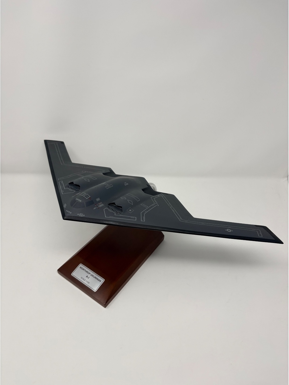 1/100 Executive series Models Northrop Grumman B-2 stealth bomber Mahogany wood